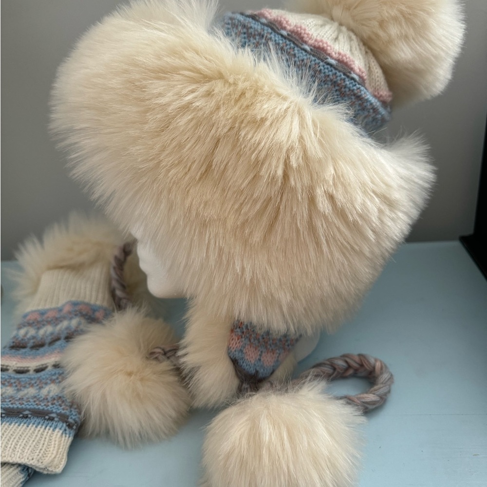 Free People Faux Fur Trapper Winter Hat with Faux Fur Fingerless gloves O/S - Picture 3 of 11